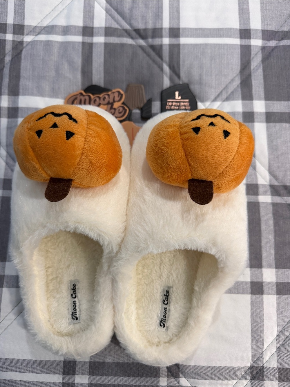 Cream Plush Slippers with Orange Pumpkin Face